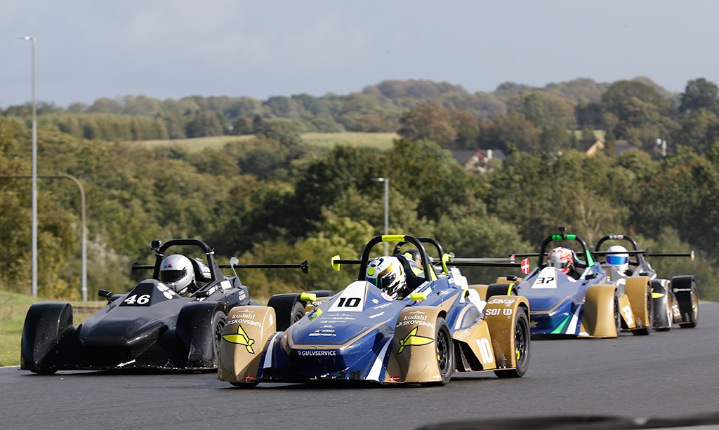Inden sæsonfinalen på Ring Djursland var Mason fortsat med helt fremme i kampen om Junior-RM.
(Foto: ©Motorsporten.dk)